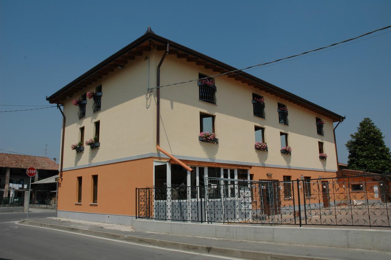 Hotel Il Borghetto Bariano Luaran gambar