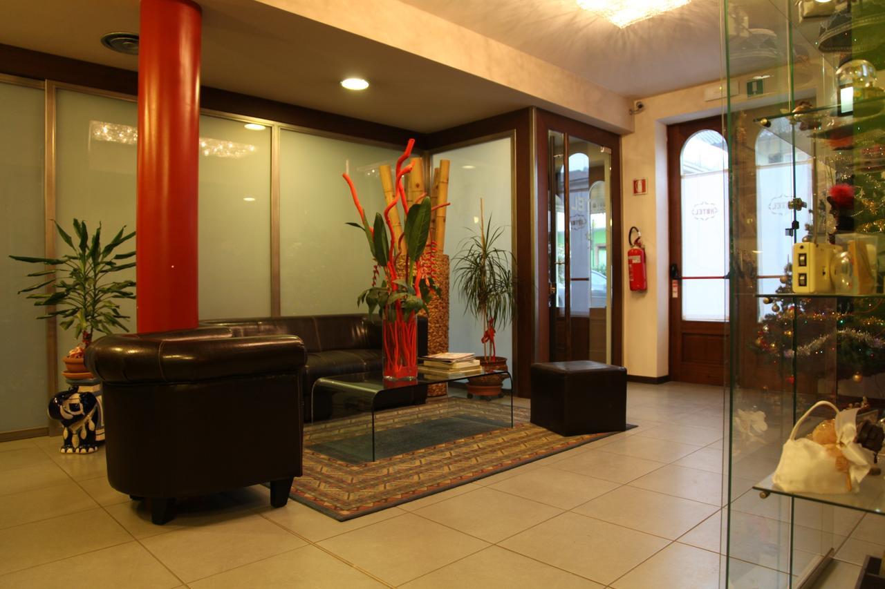 Hotel Il Borghetto Bariano Luaran gambar